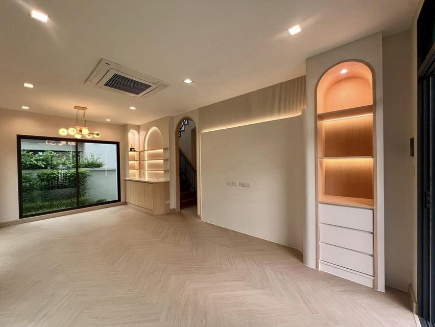 🏡 ขายบ้านเดี่ยว 2 ชั้น บางกอก บูเลอวาร์ด พระราม 5 บ้านใหม่ไม่เคยเข้าอยู่ ตกแต่งเฟอร์บิ้วอินเรียบร้อยแล้ว 3