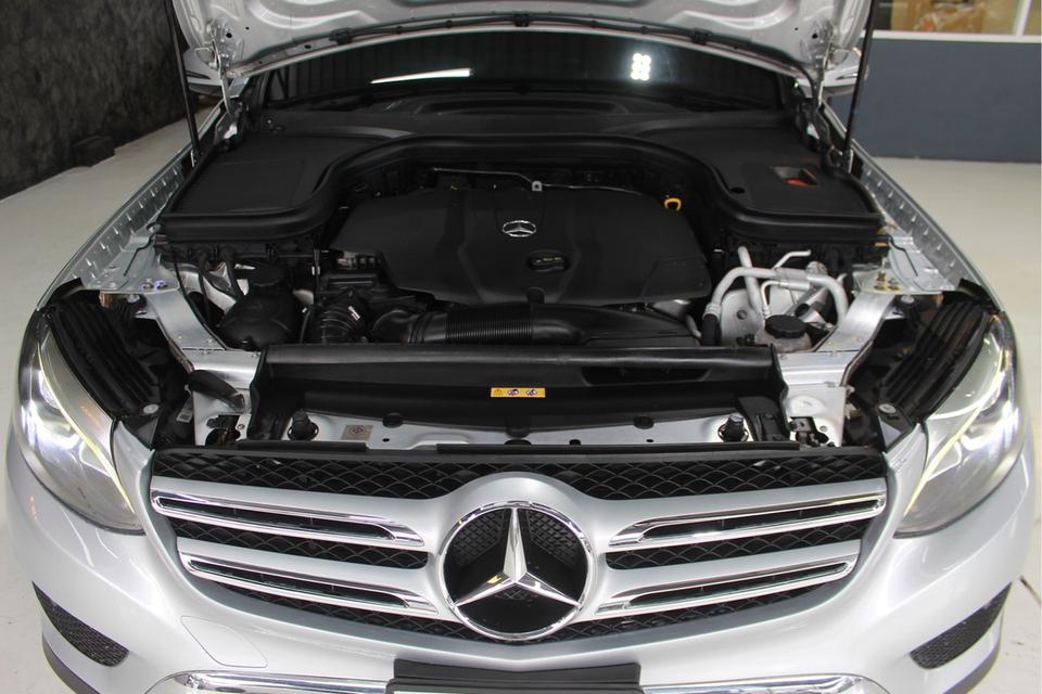 รหัสรถ JRS3751 Mercedes-Benz GLC 220d 4MATIC Off-Road ปี 2019 ดีเซล 19