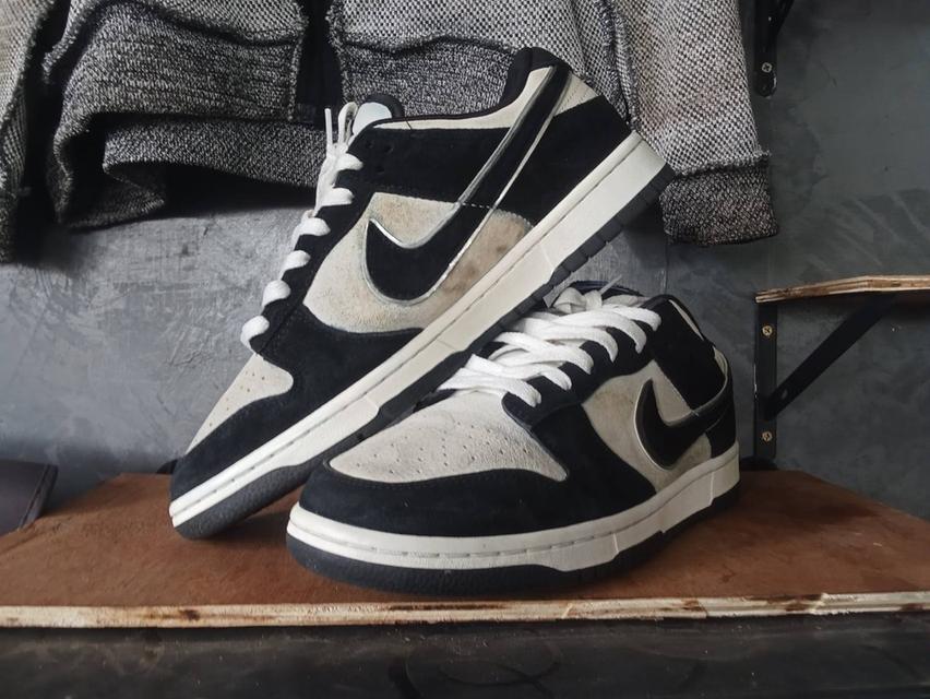 nike รองเท้าผ้าใบ เบอร์ 44 ยาว 28 cm. งานมือสอง