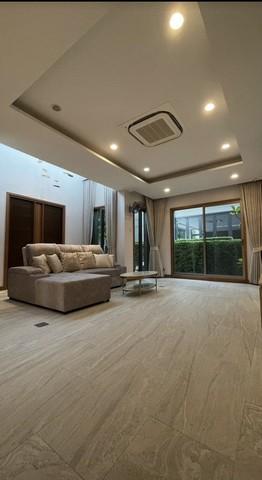 ให้เช่าบ้านเดี่ยว 2 ชั้น โครงการ Grand Bangkok Boulevard ศรีนครินทร์ เนื้อที่ 88 ตร.วา Built-in ทั้งหลัง สวนรอบบ้าน เหมา 6
