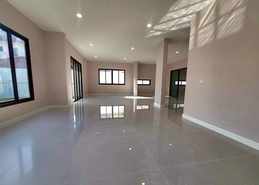 ขายบ้านมือสองตกแต่งใหม่ คุณภาพแบรนด์ LH โครงการ ชลลดา บางบัวทอง(Chonlada Bangbuathong) ใกล้เซ็นทรัลเวสต์เกต และรถไฟฟ้าสายสีม่วงสถานีบางพลู 7