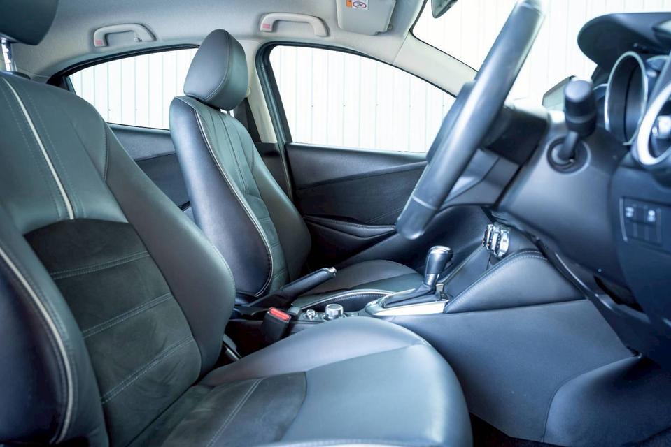 MAZDA MAZDA2 1.3 Sport S Leather ปี 2020 สีเทา โฉม ปี14-ปัจจุบัน 5Dr รูปที่ 9