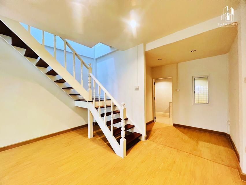 🏡 ขายทาวน์เฮ้าส์ บัวทอง 4 รีโนเวทใหม่สไตล์มินิมอล ✨ สวย อบอุ่น พร้อมอยู่ | ทำเลต้นสายรถตู้ เดินทางสะดวกที่สุดในย่านนี้ 5