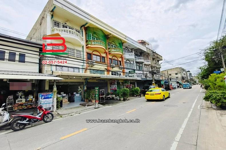 อาคารพาณิชย์ 3.5 ชั้น เนื้อที่ 17 ตร.ว. ซอยติวานนท์ 38, ตรงข้ามซอยทานสัมฤทธิ์ 16 ถนนติวานนท์ ตำบลท่าทราย อำเภอเมืองนนทบุรี นนทบุรี 3