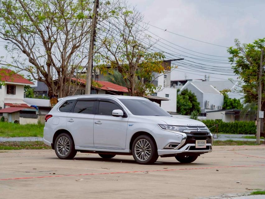 Mitsubishi Outlander Phev 2.4 GT Premium 4wd ปี 2021