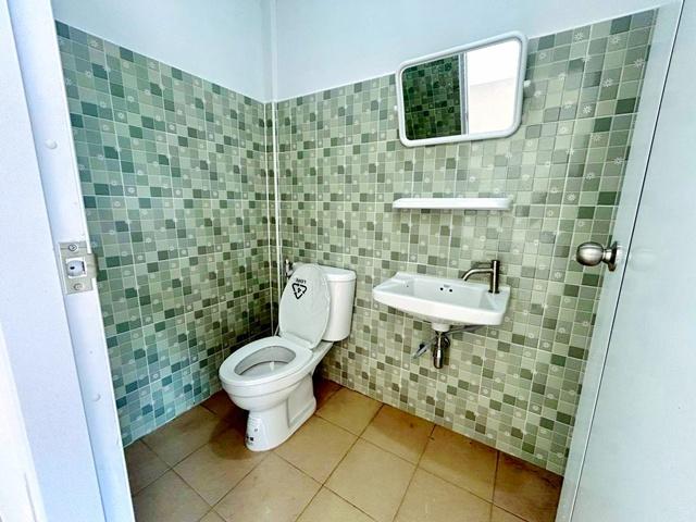 ให้เช่าตึกแถว 1 ชั้น 50 ตร.ม.13 ตร.วา.อาชีวศึกษา ฉะเชิงเทรา 860 ม.ติดถนน เหมาะทำออฟฟิศ 1 นอน 1 น้ำ แหล่งศูนย์ราชการ ใจกล 3