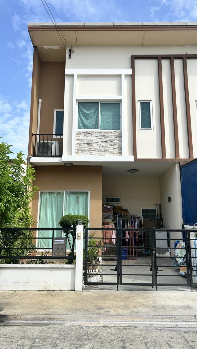🏡 บ้านแฝดเพชรเกษม 81 ราคาเพียง 2.19 ล้าน! ทำเลดี เข้าเมืองง่าย 2