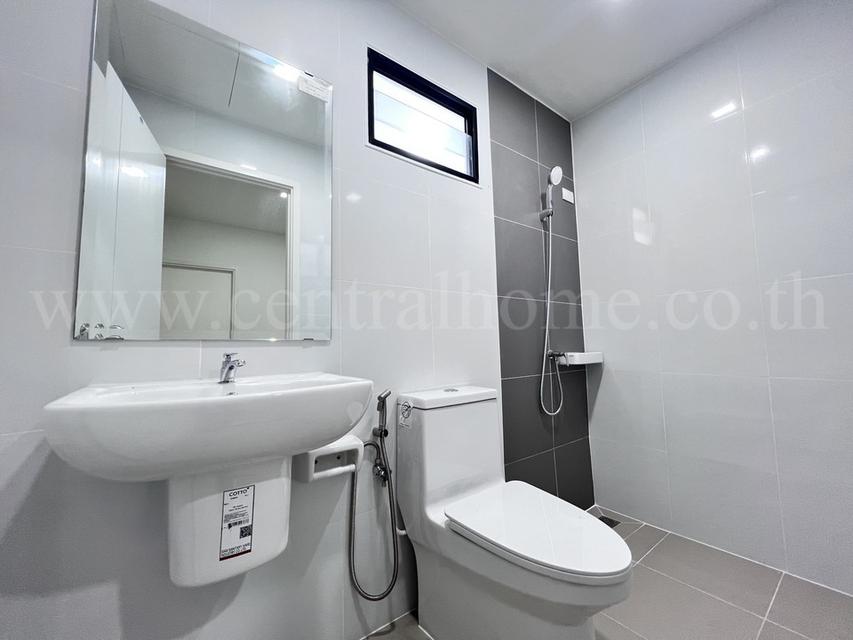 ทาวน์เฮ้าส์ เดอะคอนเนค 55 กรุงเทพ - ปทุมธานี 2 บ้านสวย พร้อมอยู่ 13