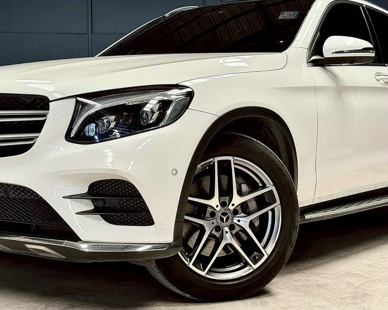 Mercedes-Benz Glc250d AMG 4Matic ปี 2019 5
