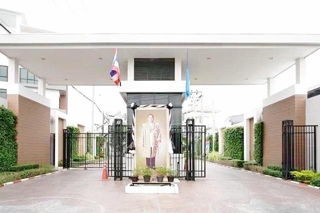 วงศ์สว่าง รัชดา 25ตรว. พระราม5 นครอินทร์ MRTแยกติวานนท์ ให้เช่าทาวน์โฮม 3 ชั้น รักสัตว์ 185ตรม. 3นอน รพ.เลอลักษณ์ 6