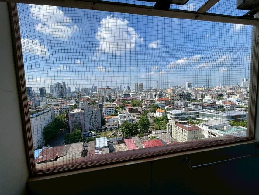 Sathorn Suite Condo (สาทรแฮปปี้แลนด์ คอนโด) 6