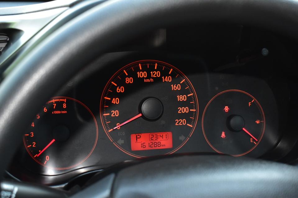 รหัสรถ PB2205 HONDA CITY 1.5S AUTO 2016 8