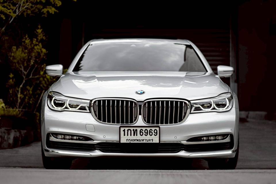 รหัสรถ PR6969 bmw 730Ld Pure Excellence 2019 2