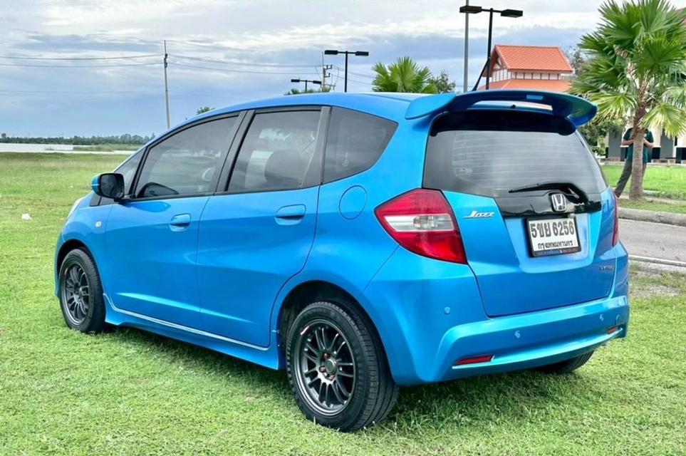 Honda Jazz 1.5V i-VTEC เบนซิน เกียร์ออโต้ ปี2013 6