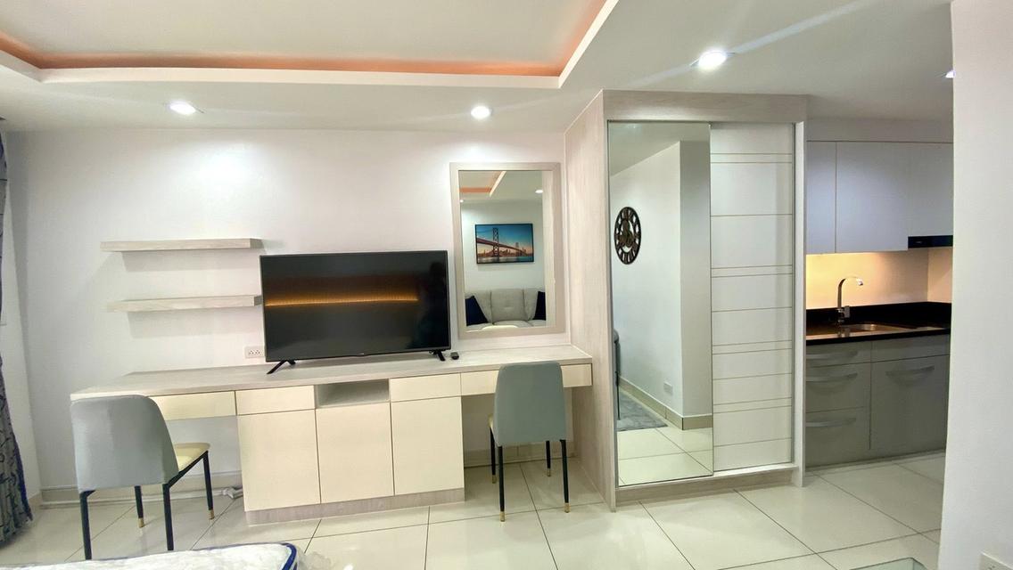 Hyde Park 2 Pattaya Phatumnak Hill 6