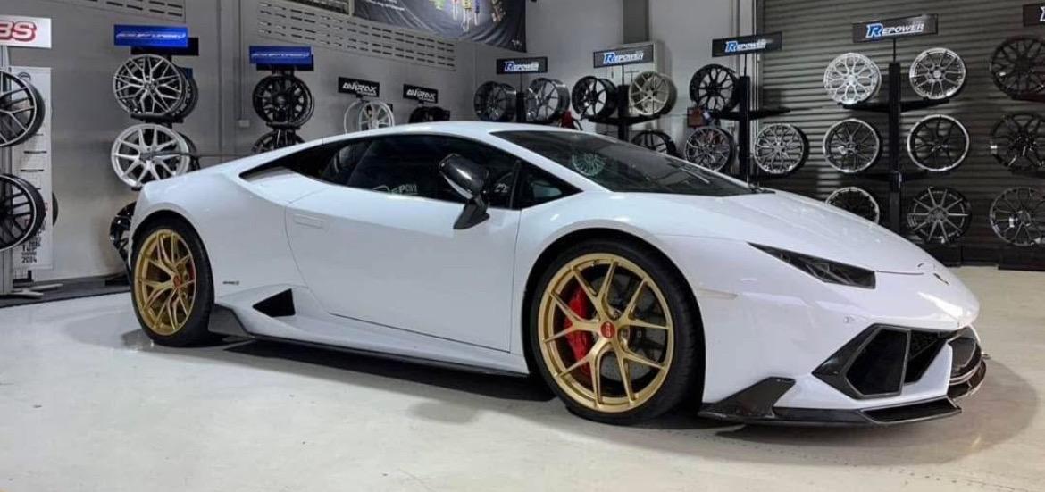 ปล่อยขาย Lamborghini Huracan LP 610-4 4