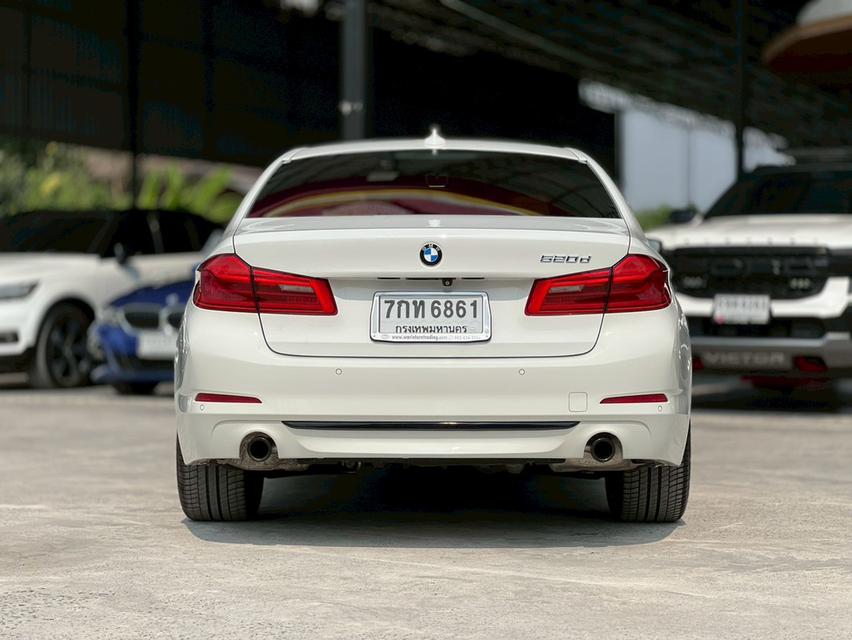 ปี 2018 BMW SERIES 5, 520d SPORT รถบ้าน เซอร์วิสศูนย์ทุกระยะ รูปที่ 5