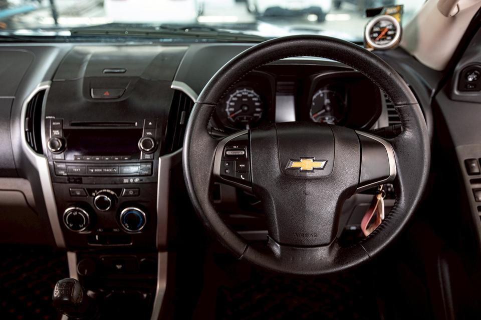 CHEVROLET TRAILBLAZER 2.5 LT ดีเซล เกียร์ธรรมดา ปี 2013 สีเทา รถครอบครัว 7 ที่นั่ง สภาพดี  15