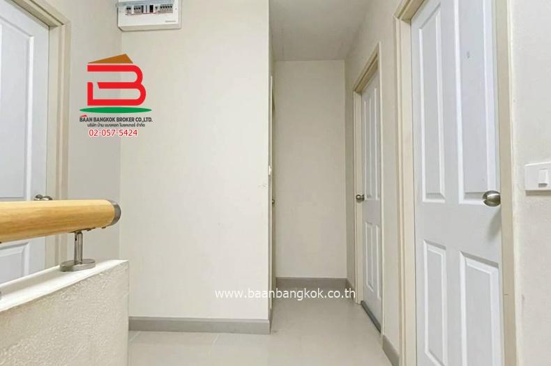 ทาวเฮ้าส์ 2 ชั้น รัชธานี 11 (ใกล้โรงพยาบาลมหาวชิราลงกรณธัญบุรี) เนื้อที่ 21.4 ตรว. ตำบลบึงน้ำรักษ์ อำเภอธัญบุรี จังหวัดปทุมธานี 8