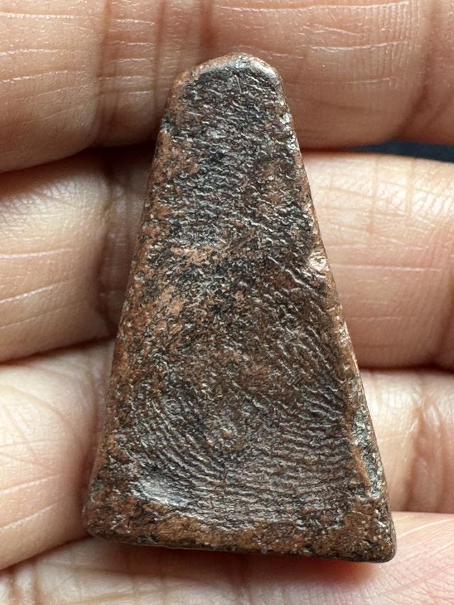 พระผงสุพรรณ พิมพ์หน้าแก่ องค์ละ1550