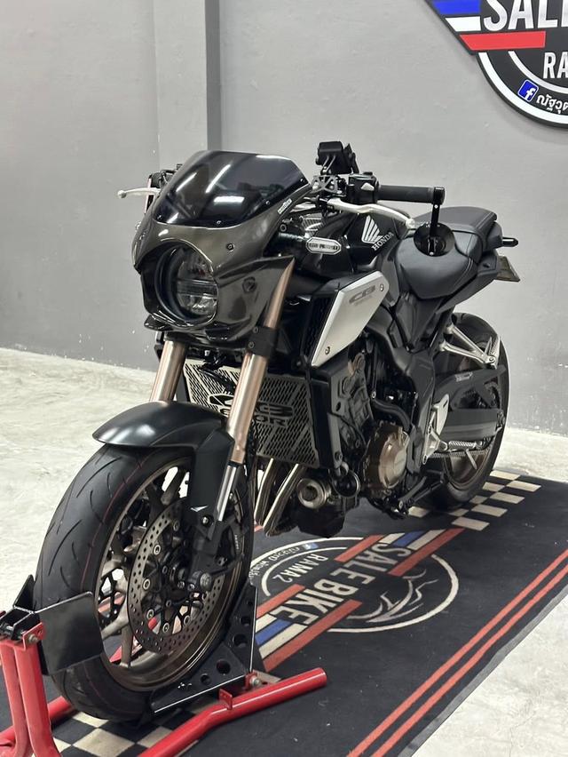 ออกรถ 0 บาท CB650R ของแต่งครบ ผ่อนสบาย