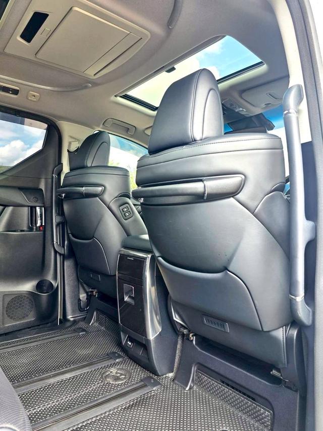 Toyota ALPHARD SRC E-Four สีขาว ปี 2018 ไมล์ 65,000 กม.  13