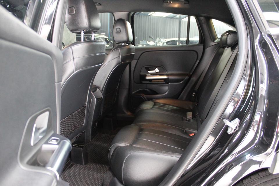 รหัสรถ JRS3396 Benz GLA 200 ปี 2022 ไมล์ 50,000 13