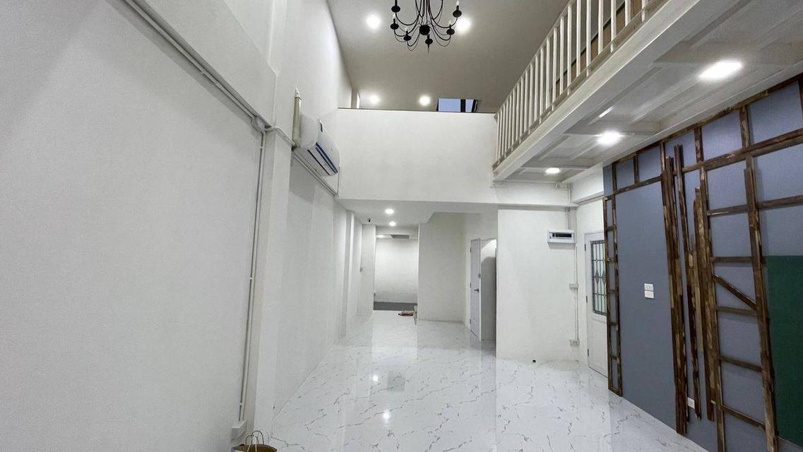 ขายHome Office 3.5 ชั้น ลาดพร้าว 71 ใกล้เลียบด่วน ( โชคชัย 4 แยก 18 ) ถูกสุดในย่านนี้ 2