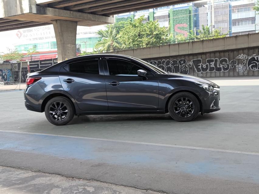 Mazda2 1.3 High connect ปี 2017 8