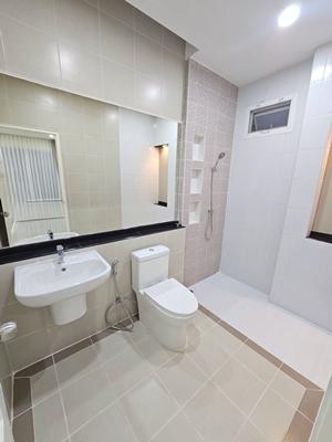 ขายถูก  บ้าน 2 ชั้น ม.พัฒนาสิริ เดอะไพร์ด 38.3 ตร.วา 3 นอน 3 น้ำ รีโนเวทใหม่ พร้อมอยู่ ใกล้แฟชั่นไอส์แลนด์  094-429-7915 (เปิ้ล) 4