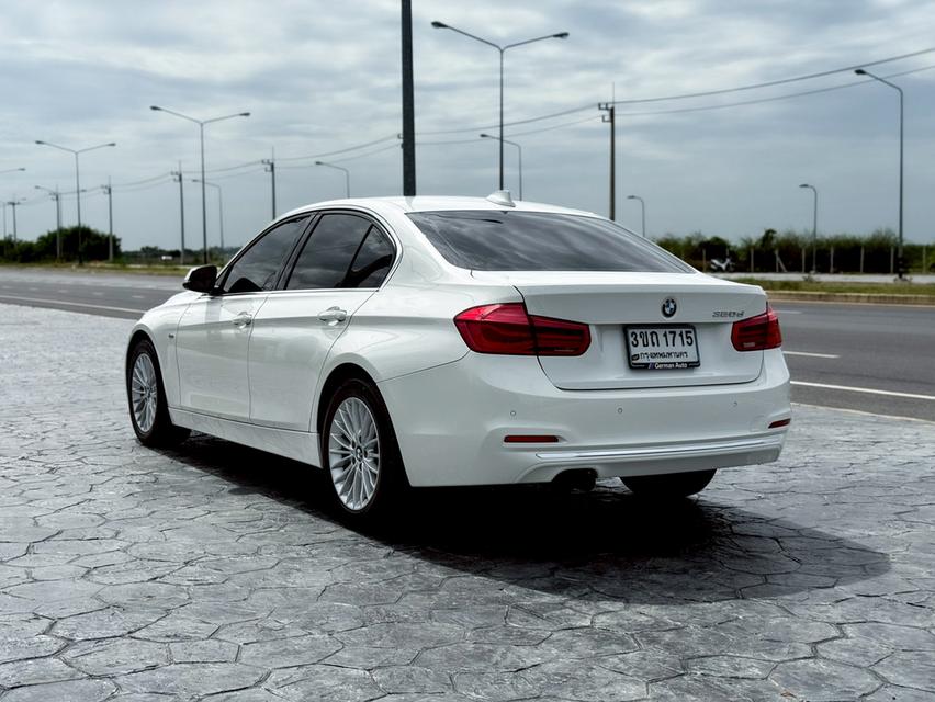 BMW 320d Luxury ปี 2015 สีขาว สวยสภาพดี 8