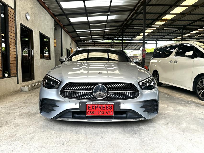 BENZ E220d 2.0 AMG SPORT จดทะเบียนปี 2022
