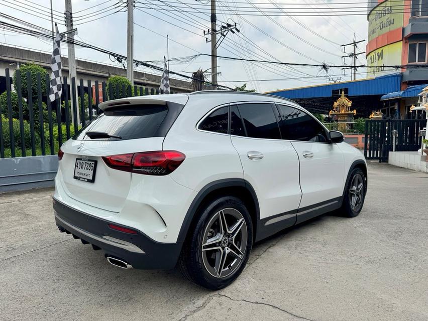 Benz Gla200 Amg ปี 2022 สีขาว ไมล์ 55,xxx Km