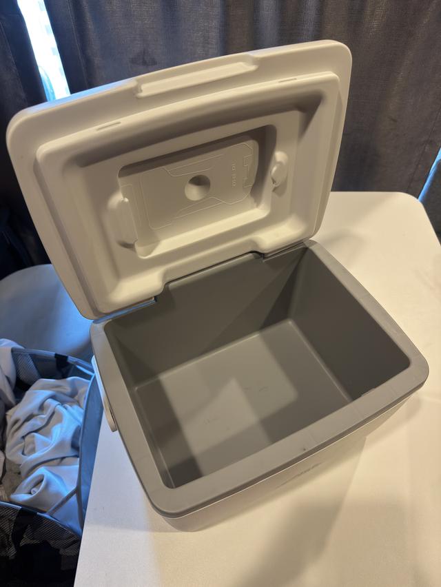 กระติกน้ำเก็บความเย็น ICE-TRIP ขนาด 8 ลิตร