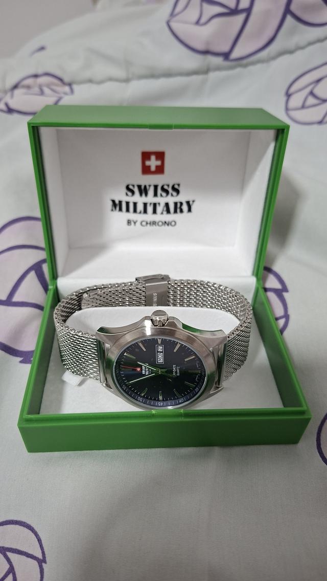 นาฬิกาข้อมือผู้ชาย Swiss Military by Chrono รุ่น SMP36040.03 มาพร้อมหน้าปัดสีน้ำเงินและสายสแตนเลสสตีลแบบถัก