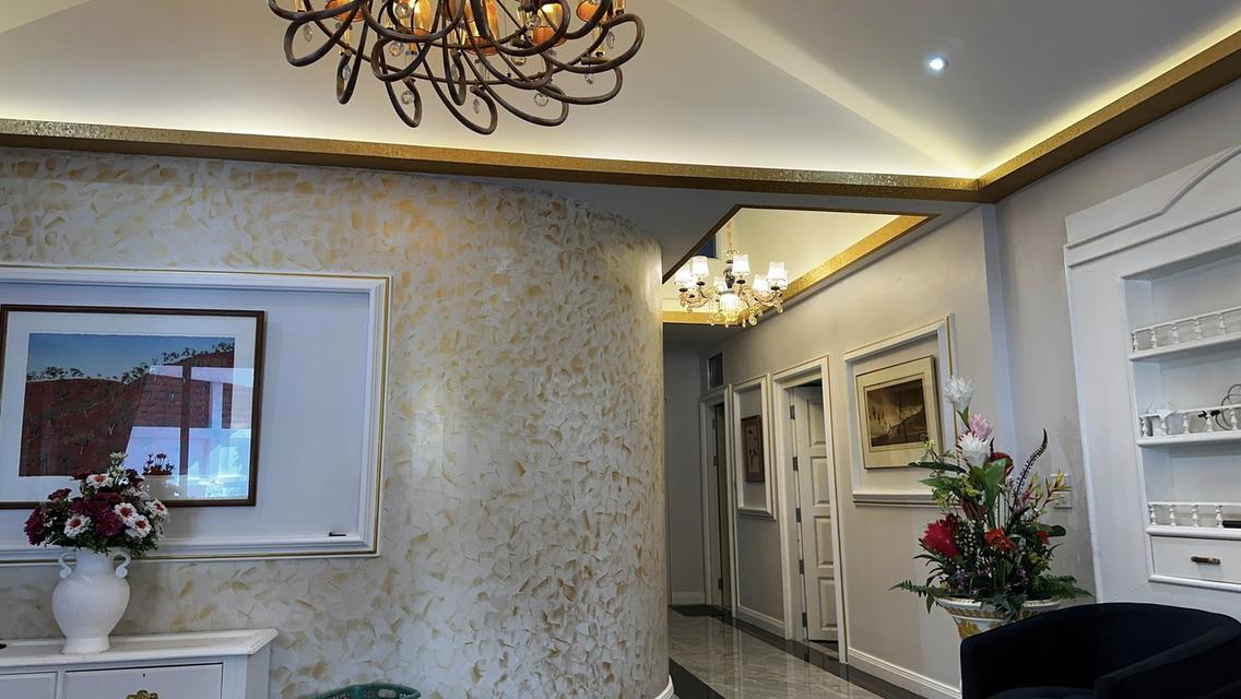 🏡 บ้านเดี่ยวชั้นเดียวหลังใหญ่ สไตล์โรมัน ทำเลเศรษฐกิจหลัก เดินทางสะดวก #สันกำแพง ราคา 60,000 บาท/เดือน ✨ 清迈山甘烹单层独栋罗马风格别墅出租 6 卧室 6 卫生间 – 租金 60,000 泰铢/ 8