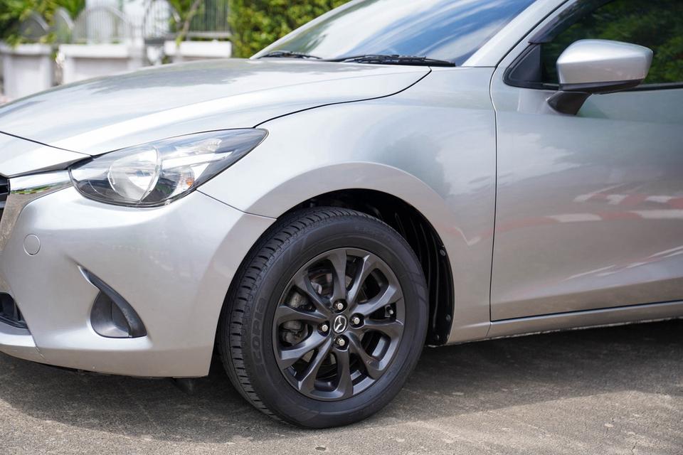 #MAZDA 2 1.3 Sports High AT (ปี 2015)ทะเบียน: 6กธ 8146 (กรุงเทพมหานคร)สี: เทา รูปที่ 7