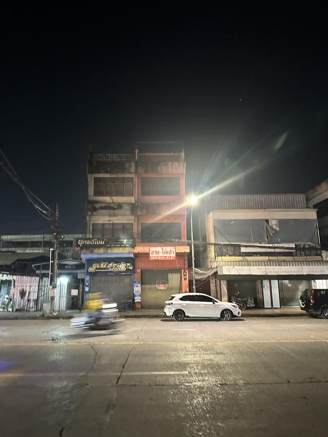 ขายตึกอาคารพาณิชย์ 3 ชั้น มีระเบียงเดินไปดาดฟ้า 17