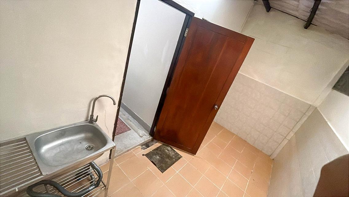 ทาวเฮ้าส์ให้เช่า 310/57 ซอยรามคำแหง 72 แยก 1 ทำสัญญา 1 ปี TOWNHOUSE FOR RENT โทรศัพท์: 083-792-5426 8