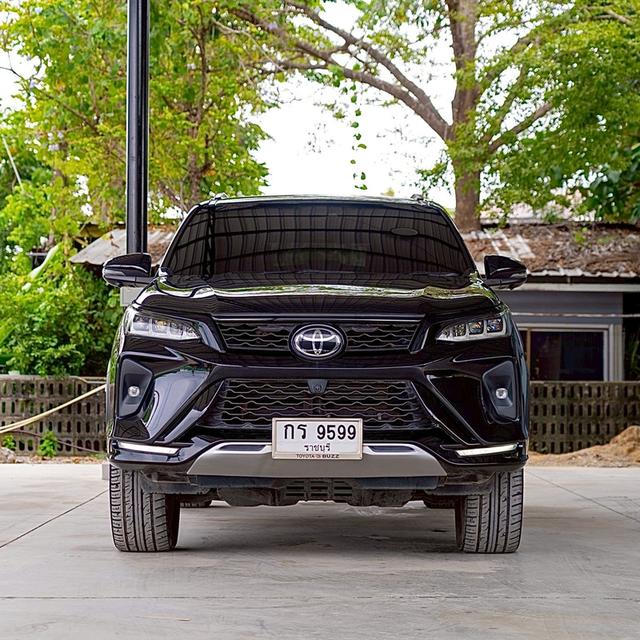 รหัสรถ 12AT9599 Toyota Fortuner 2.8 Legender Black Top 4WD | ปีจด : 2021 5