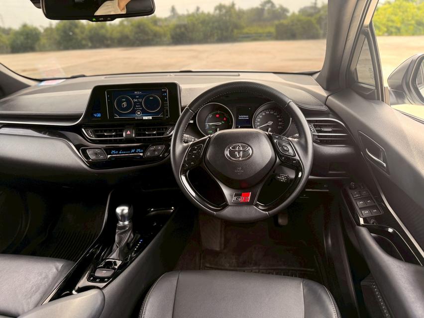รหัสรถ 12AT4455 TOYOTA C-HR 1.8 Hybrid GR Sport ( White Pearl ) | ปี : 2022 18