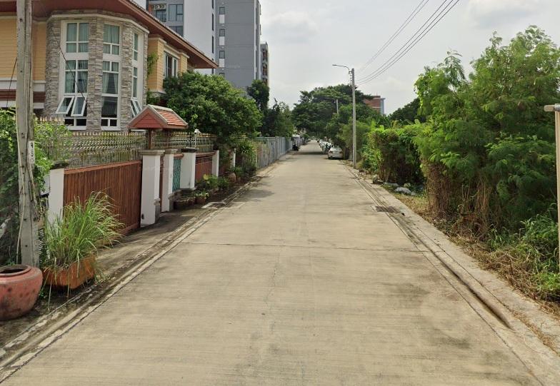 ขายด่วน! ที่ดิน 322 ตร.ว. ลาดพร้าว 126 เหมาะปลูกบ้าน/พัฒนาโครงการ