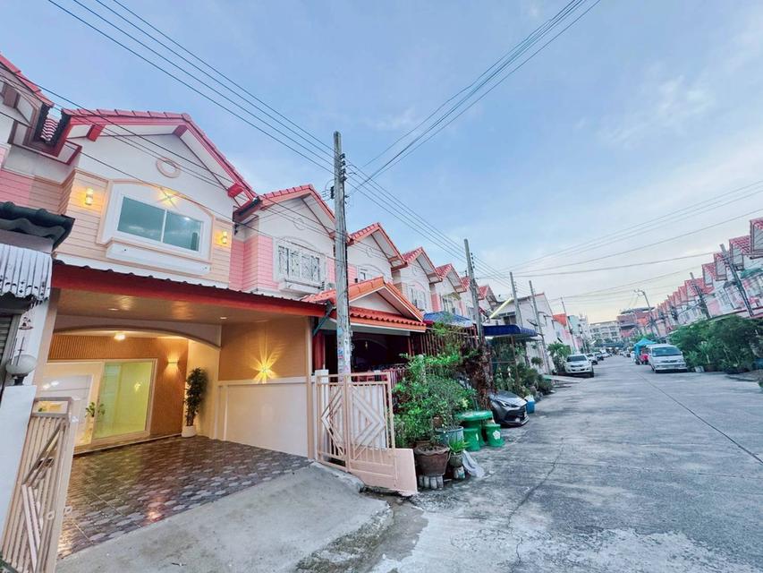 ทาวน์เฮ้าส์ รีโนเวทใหม่ เพชรเกษม - บางบอน 8