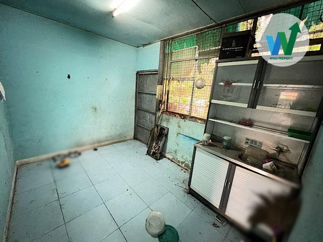 ขายที่ดินพร้อมสิ่งปลูกสร้าง ขนาด 60.3 ตร.ว นิคมอุตสาหกรรมนวนคร คลองสี่ นวนครตลาดโรงเกลือ 7