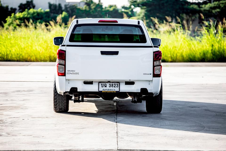 Isuzu D-Max Space Cab 1.9 DDi S ปี 2020 สีขาว มือเดียวป้ายแดง 7