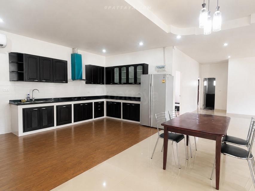 For Rent — Fully Furnished House at PMC 4, East PattayaHouse for rent at PMC 4, located in East Pattaya, Nong Prue. Fully furnished home 10