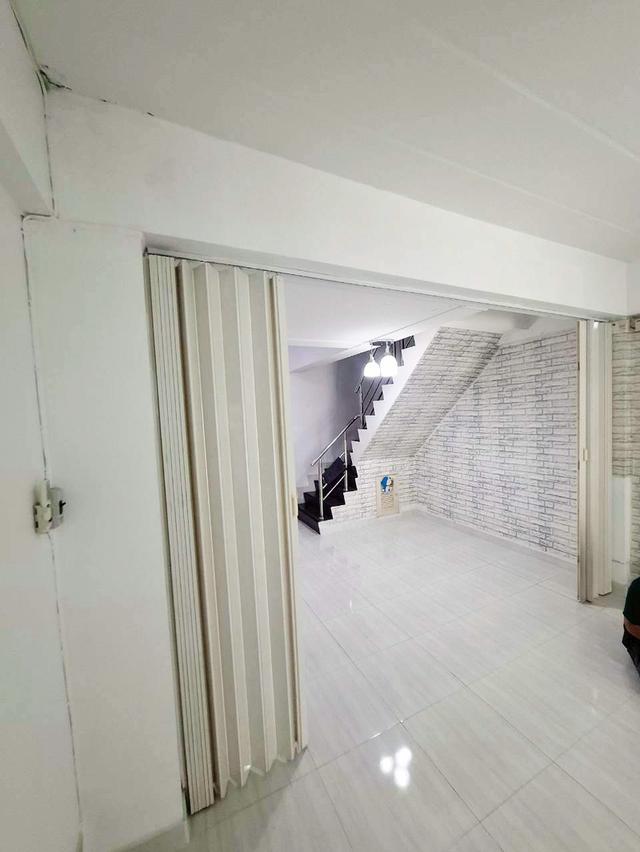 ***ให้เช่า ทาวน์เฮ้าส์ กิตตินคร ซอยมังกร (ราคาไม่แพง!!!) ใกล้ ถ.เทพารักษ์ 4