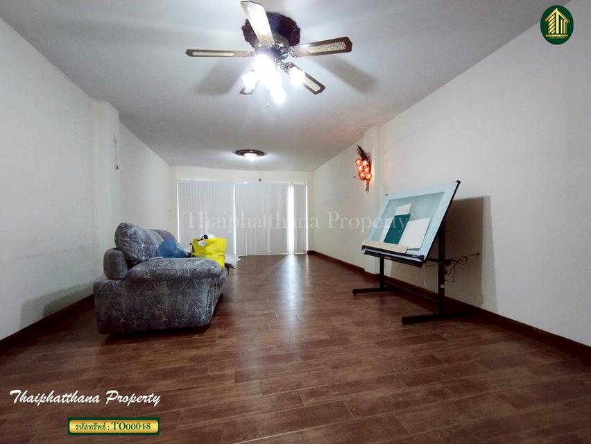 อาคารพาณิชย์ 2 คูหา 5 ชั้น สุขุมวิท 46 ซอยภูมิจิตร พระราม 4 5