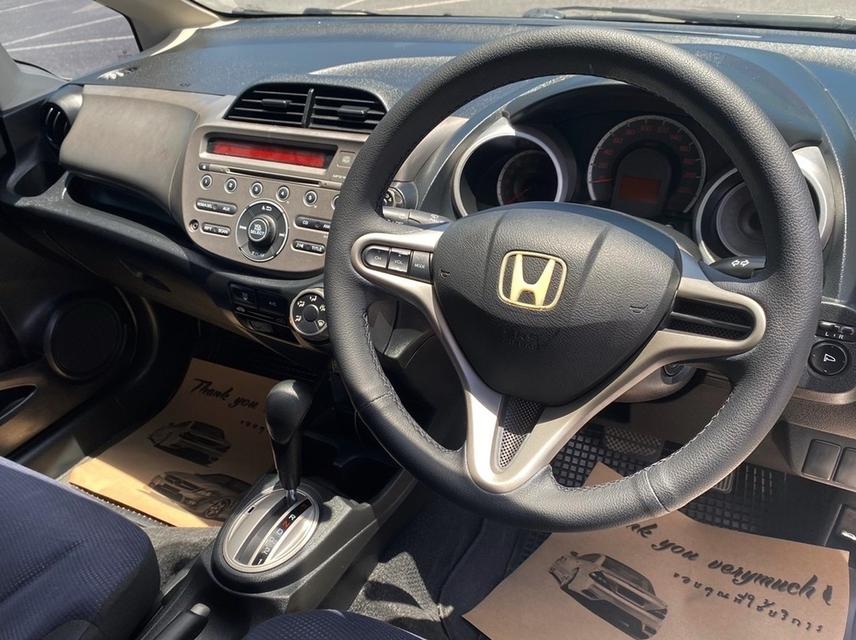 Honda Jazz 1.5SV I-Vtec GE เบนซิน เกียร์ออโต้  ปี2012 15