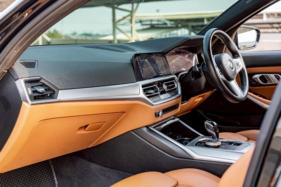 รหัสรถ NP3573 ✨ คัดพิเศษ BMW 320d M SPORT 2020 รูปที่ 6